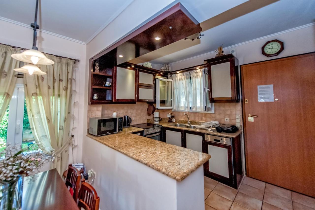 Wave And Sea Holiday Home Барбати Екстериор снимка